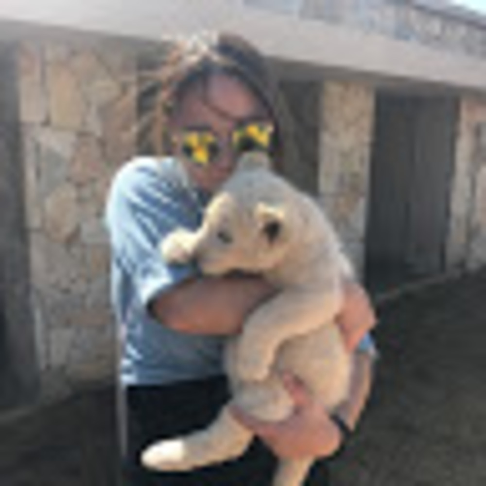 Meet your Posher, Ada